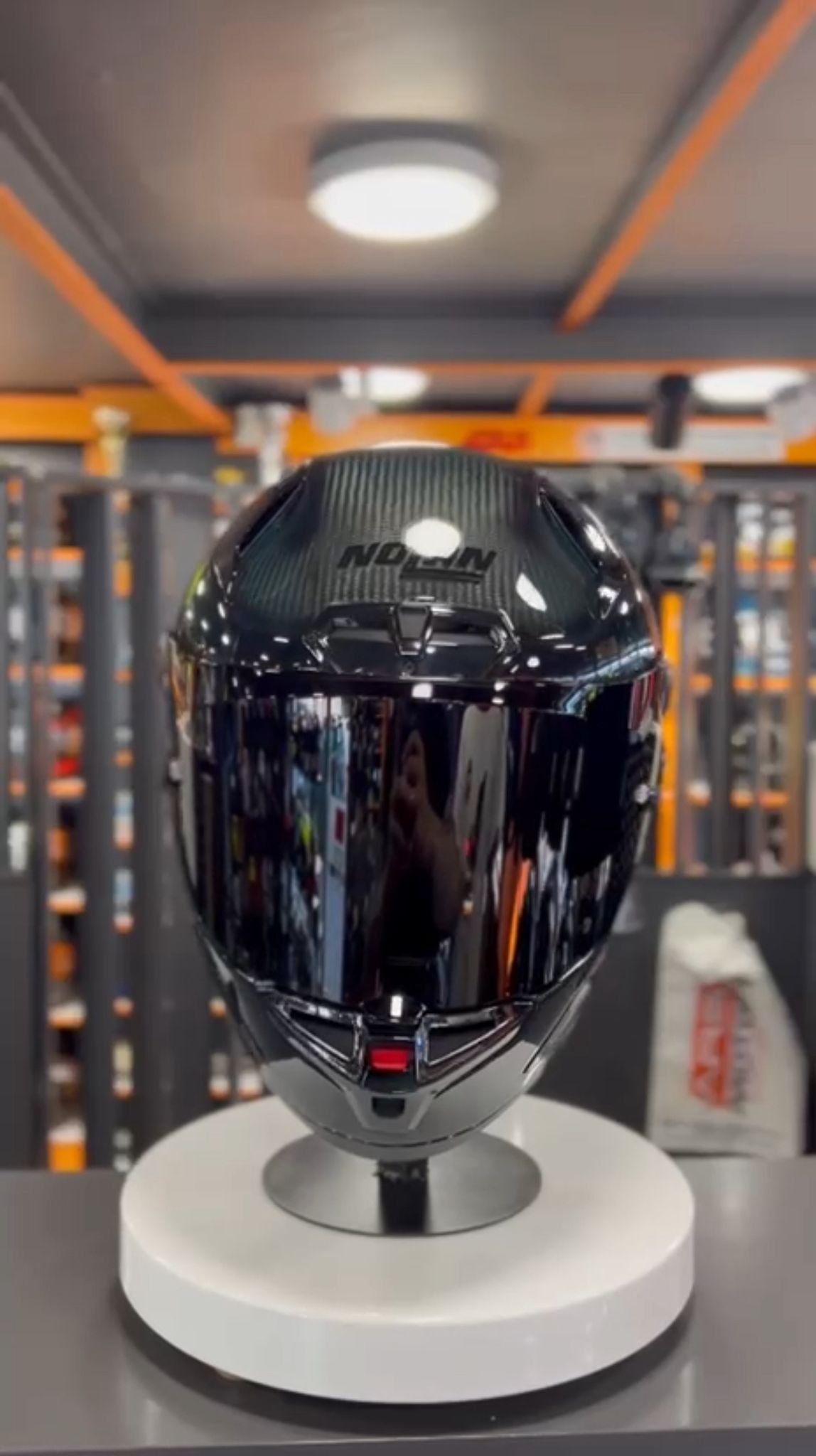 Kask Döner Stand 30cm - Vitrin sergisi